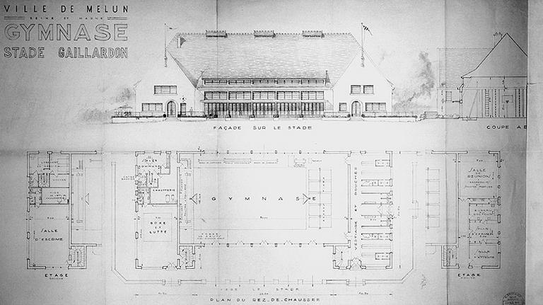 'Ville de Melun. Stade scolaire Gaillardon'.