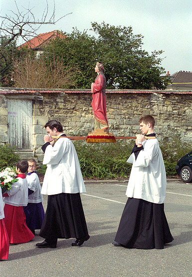 Procession de Sainte Honorine, le 28 février 2004.