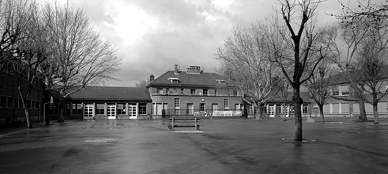 Vue d'ensemble de l'école primaire.