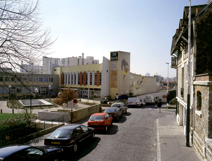 Vue d'ensemble prise de la rue Carnot.