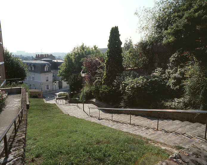 Vue des 100 marches vers la Marne.