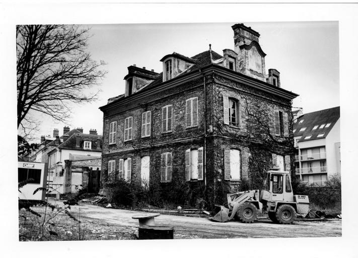 Maison de la famille Porta (aujourd'hui détruite), boulevard Gambetta. 6 mars 1989.