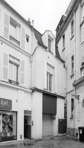 Vue de la façade.