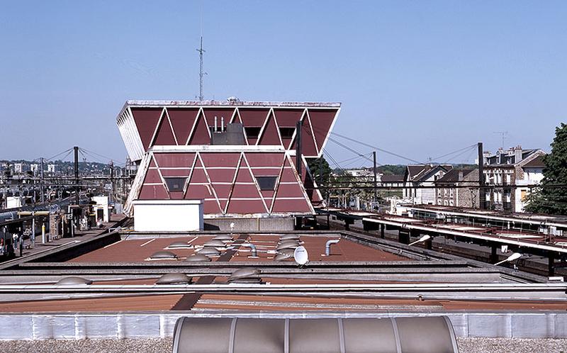 Le Poste tout Relais à transport Souple (P.R.S.) mis en service en 1983 à l'entrée nord de la gare voyageurs.