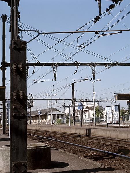 La première halle de transbordement vue des voies du réseau P.L.M.