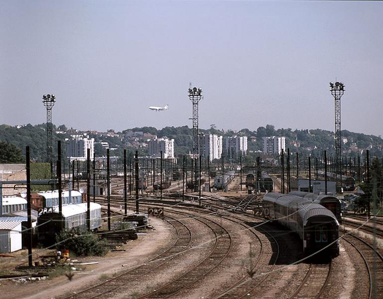 L'ensemble des faisceaux du triage vu depuis la gare voyageurs.