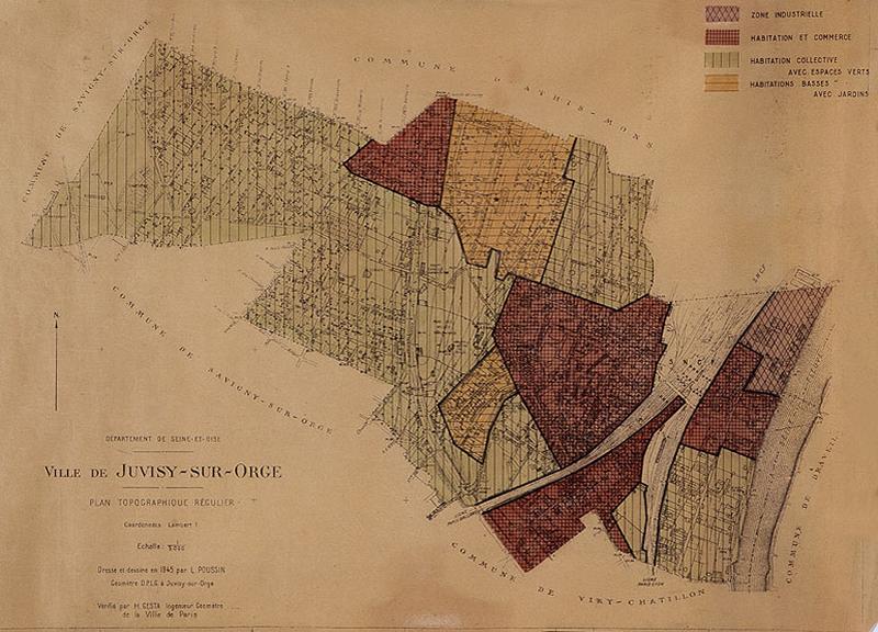 Plan de la commune de Juvisy dressé en 1945 par l'ingénieur topomètre L. Poussin, portant la répartition des 4 zones distinguées en fonction de leur affectation industrielle, résidentielle et commerciale, résidentielle collective, résidentielle individuelle.