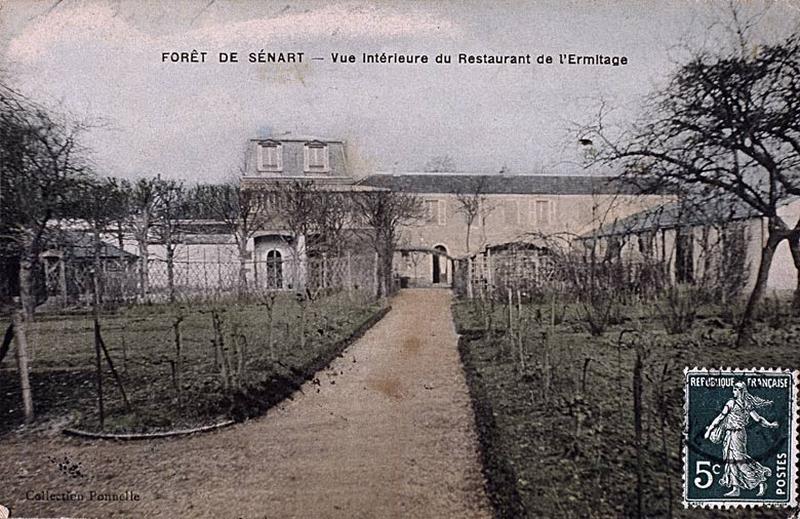 Les bâtiments de l'ancien ermitage transformés en hôtel-restarant.