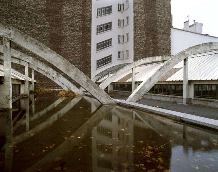 Arceaux et système de fixation de la toiture suspendue.