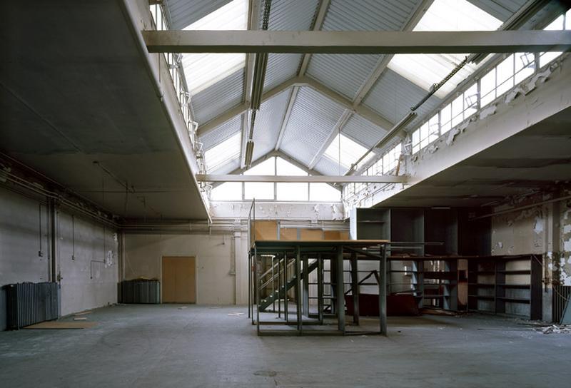 Intérieur de la halle n° 3, au nord (dépôt).