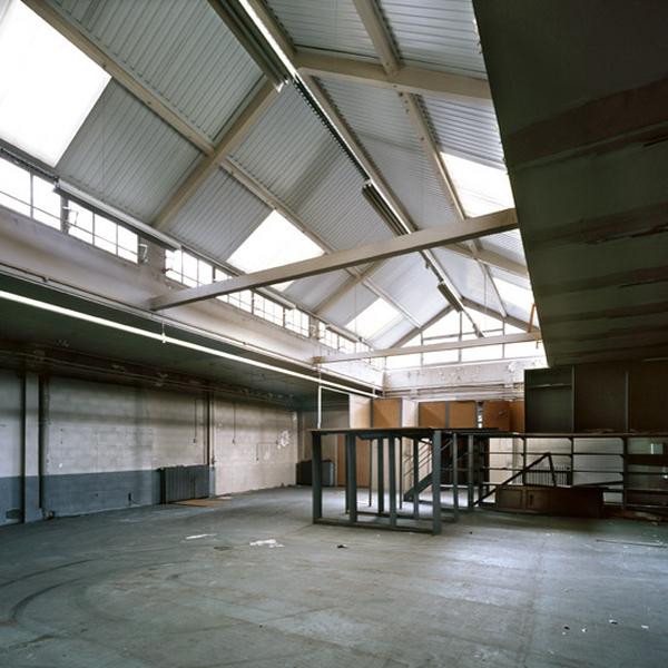 Intérieur de la halle n° 3, au nord (dépôt).