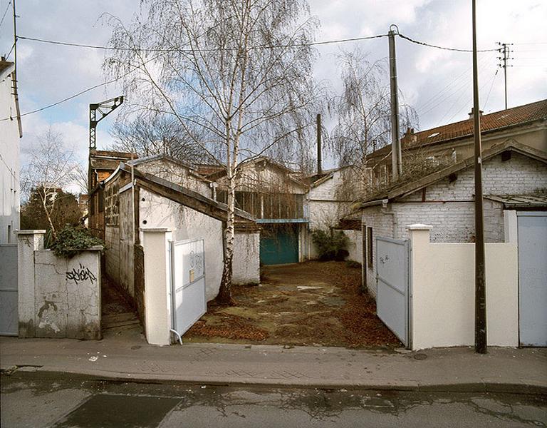 Vue générale depuis l'entrée.