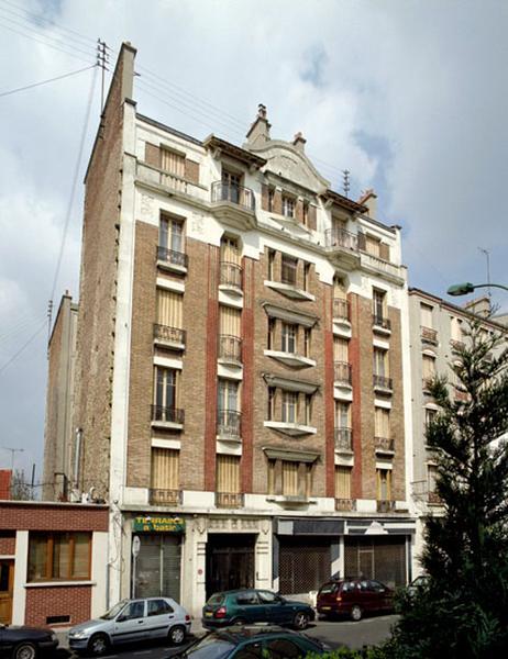 Immeuble, 39 rue de la Solidarité : vue d'ensemble.