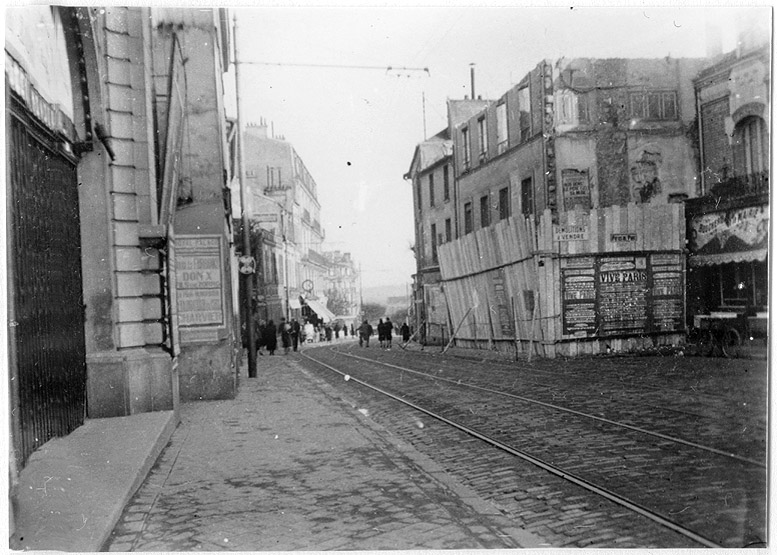 Vue de travaux d'élargissement de la Grande-Rue.