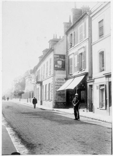 La rue Saint-Ambroise, avant la construction de la Banque de France.