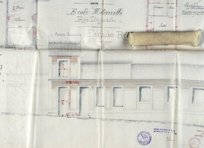 Façade sur la rue Duguesclin.