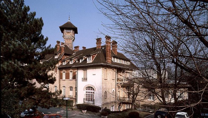 l'angle nord ouest de la demeure