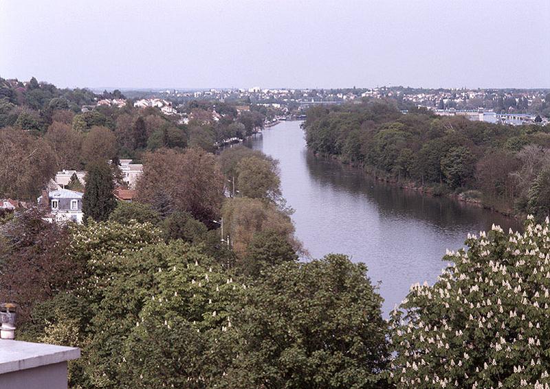 panorama sur la Seine vers l'amont depuis le belvédère