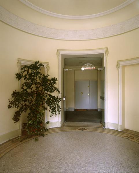 le vestibule d'entrée de plan circulaire