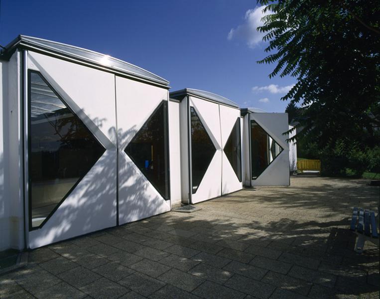 Détail des structures modulaires préfabriquées : parement extérieur.