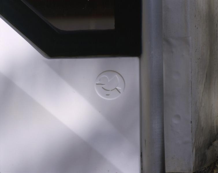 Vue du logo des piscines Caneton.
