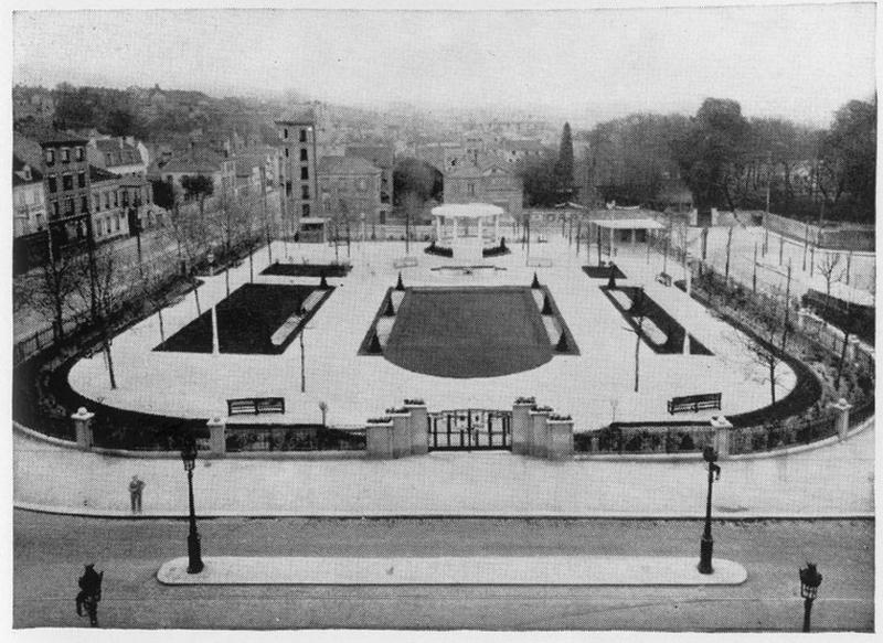 Vue du square depuis l'hôtel de ville, photographie, vers 1935.