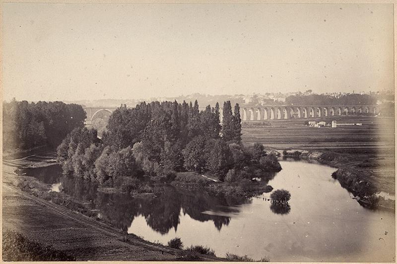 Bords de Marne. 'L'île d'Amour à Bry et le viaduc de Nogent (chemin de fer de Mulhouse)'.