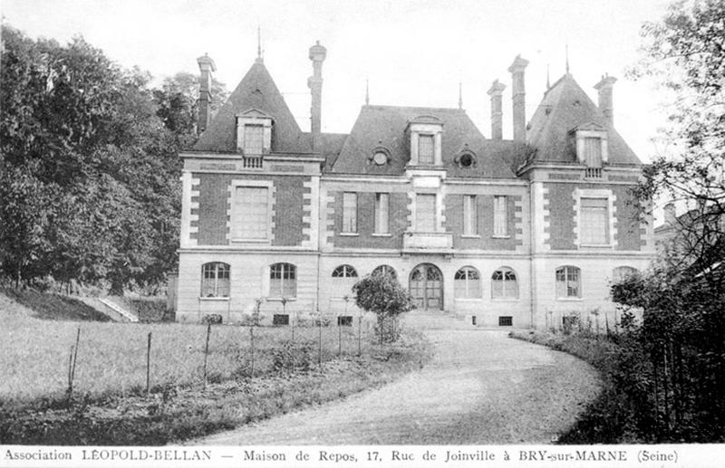 Vue de la maison de repos de l'association Léopold-Bellan (construite dans le parc de la maison de Daguerre).