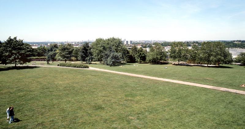 Vue panoramique depuis le haut du parc du Plateau.