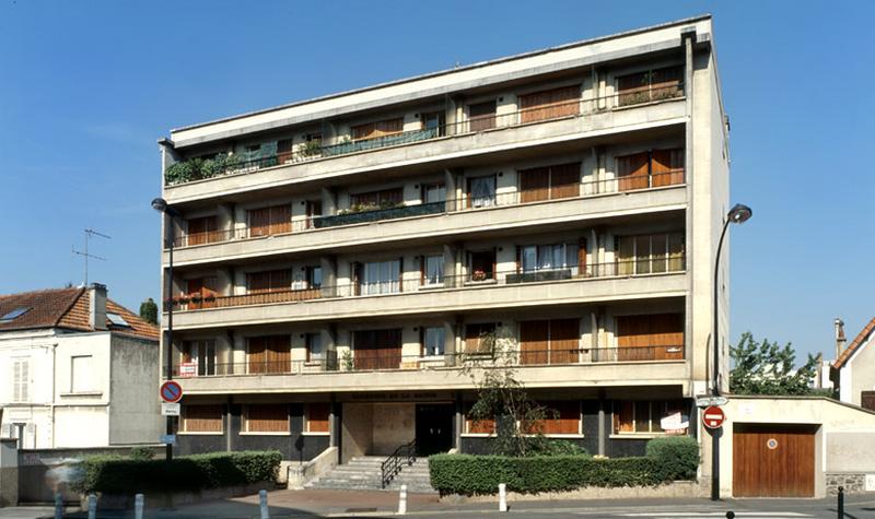 Immeuble construit dans les années 1960 par Pierre Schenardi, entrepreneur-promoteur de Nogent-sur-Marne.
