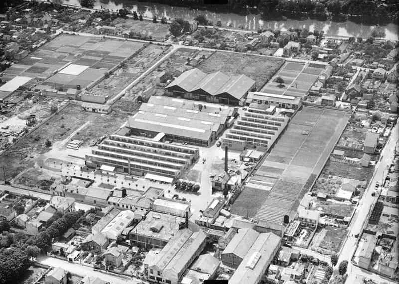 Vue aérienne du quartier du Maroc au niveau des bâtiments de l'usine du Rotin.