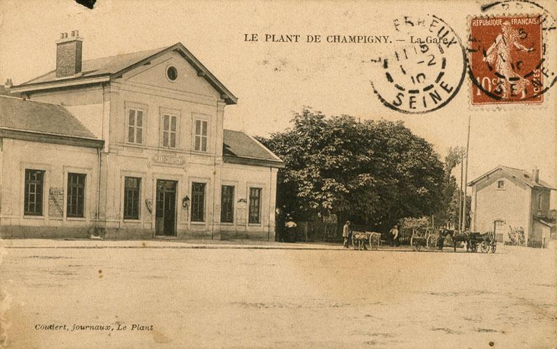 Vue d'ensemble de la gare, aujourd'hui détruite.