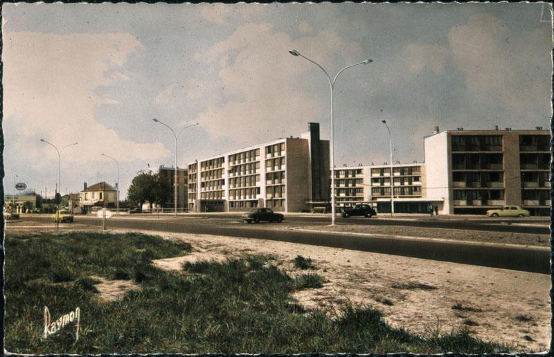 Carrefour de la nationale 304 (aujourd'hui N4).
