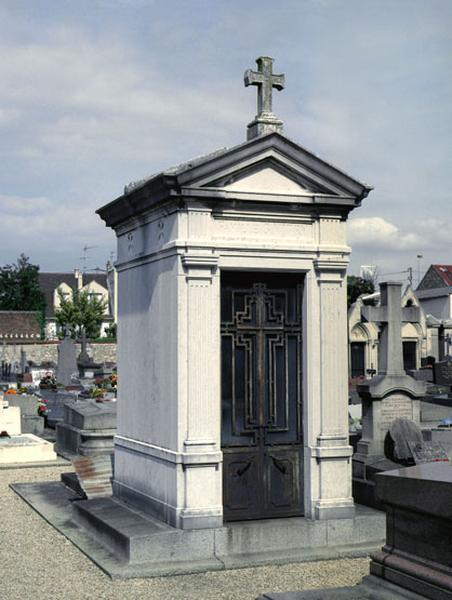 Chapelle funéraire de la famille G. Vitry