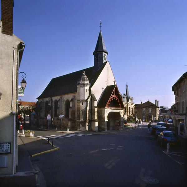 la façade principale et le flanc nord