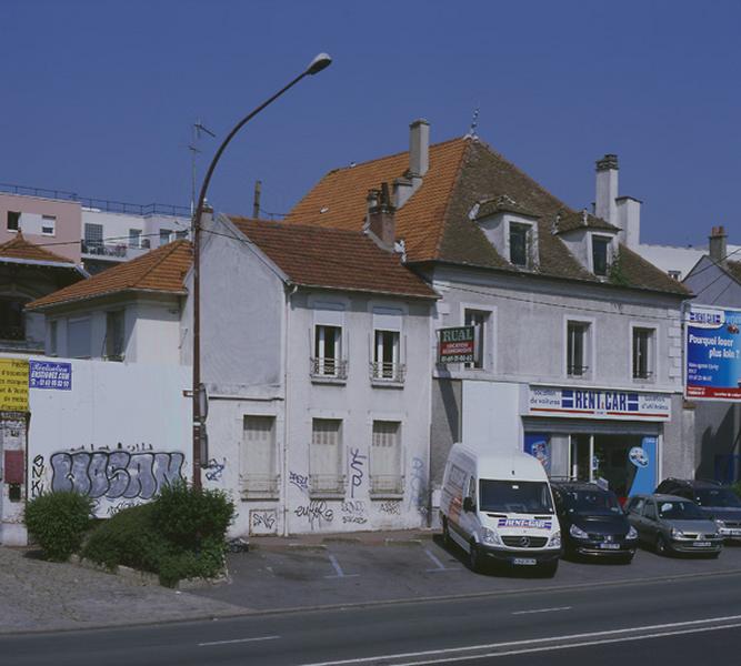 Façade sur la R.N.7 de la maison du 51 avenue de la Cour de France.