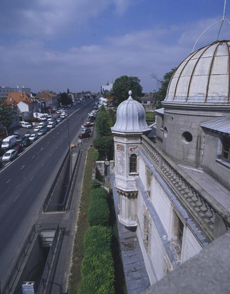 La R.N. 7 vue de la terrasse de l'observatoire Camille-Flammarion en direction d'Athis-Mons.