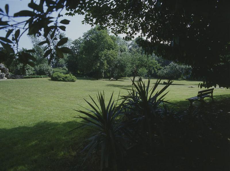 Le parc de l'observatoire Camille-Flammarion.