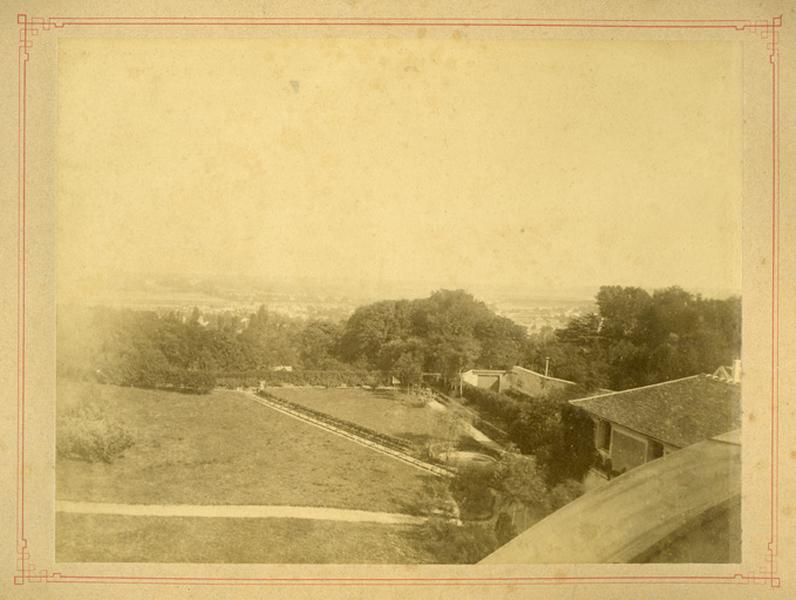 Le parc et le paysage de Juvisy vus de la terrasse de l'observatoire de Camille Flammarion : photographie anonyme prise vers 1900.