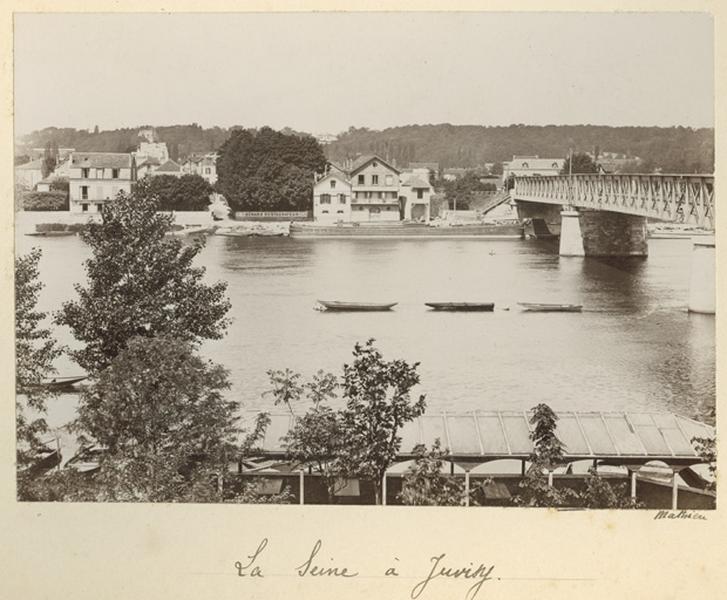 Le pont sur la Seine vers 1900, vu de la rive de Draveil depuis la pergola du restaurant Le Gibraltar.