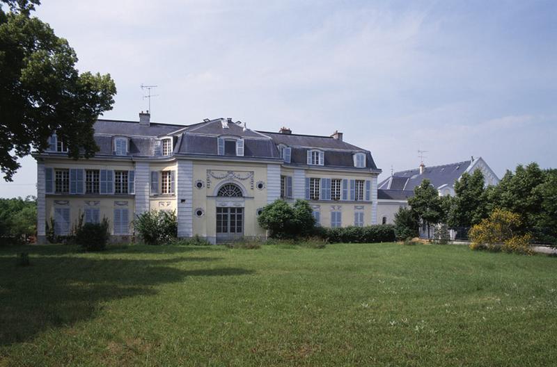 Vue d'ensemble, côté parc.
