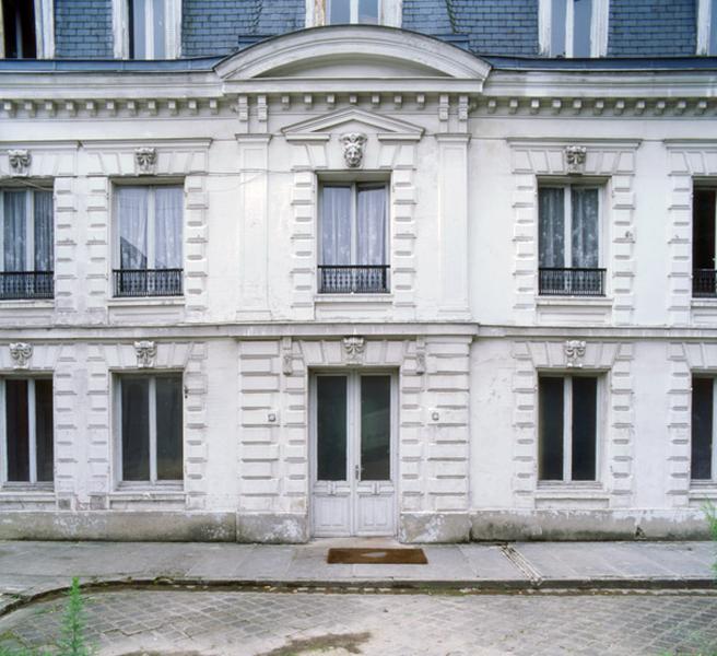 Détail de la façade principale.