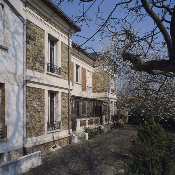 Vue de la façade arrière de la maison, 2 rue de Châtillon.