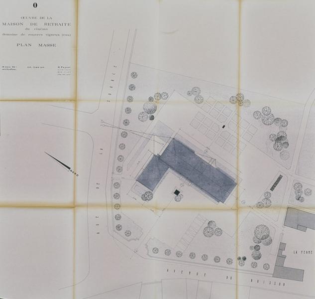 Avant-projet : plan-masse de la maison de retraite figurant sur le plan d'ensemble du domaine de Rouvres.