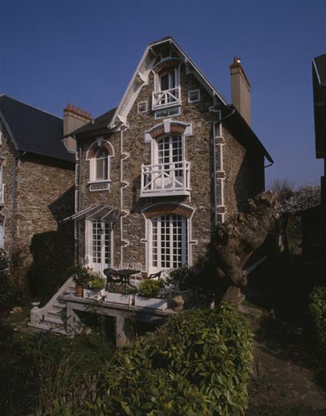 Vue d'ensemble de la maison, 57 bis avenue Libert.