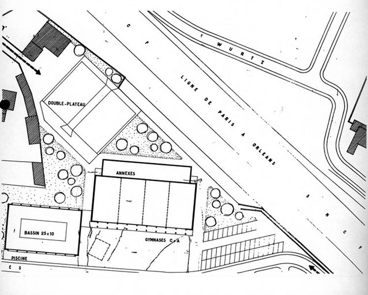 Plan d'ensemble des installations d'évolutions sportives prévues sur le terrain bordant la rue Jules-Ferry et la voie ferrée vers 1960.