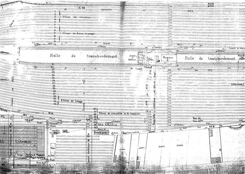 Gare de Juvisy-triage :aménagement d'un dortoir provisoire pour chauffeurs et mécaniciens sous la halle de transbordement n°1pour répondre à l'accroissement du trafic de guerre : plan, coupe, élévation : document non signé, daté du 31 août 1917.