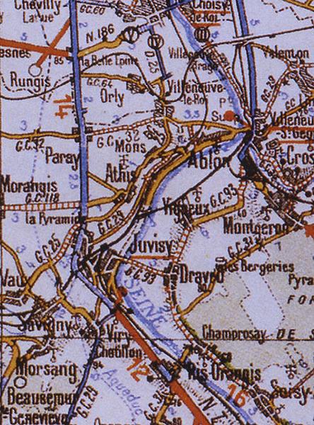 Détail de la Carte Michelin des environs de Paris, de 1922, montrant (en bleu) les dangers des pavés de la section Paris-Juvisy, alors qu'au-delà, la ligne rouge indique une route plus carrossable (coll. part.).