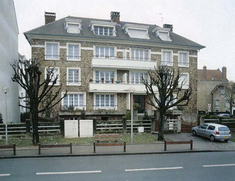 L'immeuble du 40, rue Victor Hugo, vu depuis la rue.