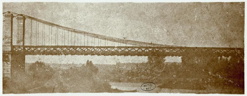 Vue du pont suspendu.